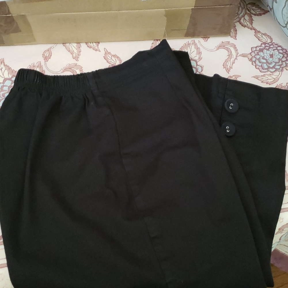 Pull-On Capris